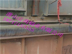 環(huán)冷機(jī)煙罩柔磁性密封裝置 環(huán)冷機(jī)臺車柔磁性密封裝置-江南刷業(yè)